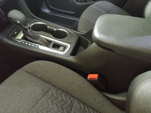 Used 2023 Chevrolet Equinox LT w/ Driver Convenience Package AWD/4WD image 26