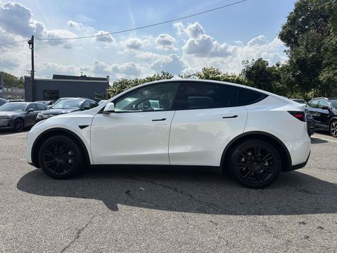 Used 2021 Tesla Model Y Long Range AWD/4WD image 6