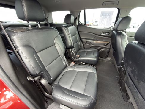 Used 2023 GMC Acadia SLE w/ Driver Convenience Package AWD/4WD image 12