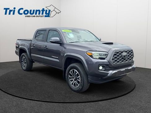 Used 2023 Toyota Tacoma TRD Sport image 1