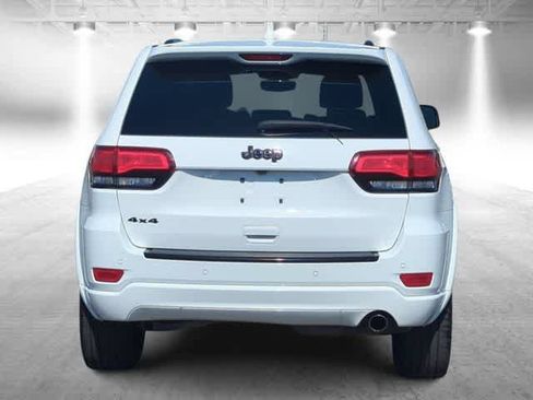 Certified 2018 Jeep Grand Cherokee Altitude AWD/4WD image 7