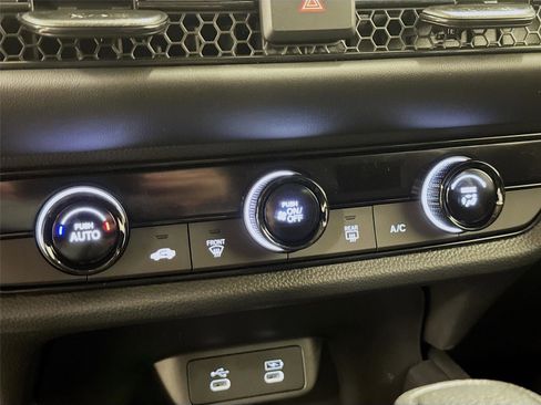 New 2026 Honda HR-V LX image 14