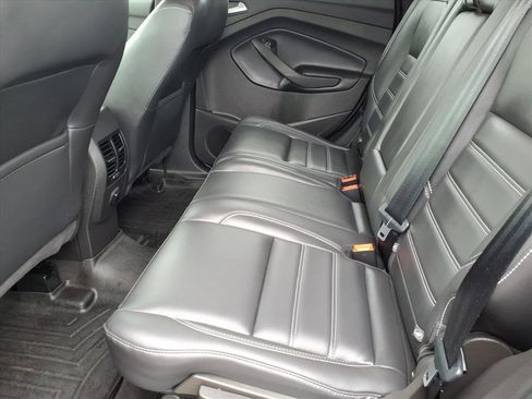 Used 2019 Ford Escape SEL image 16