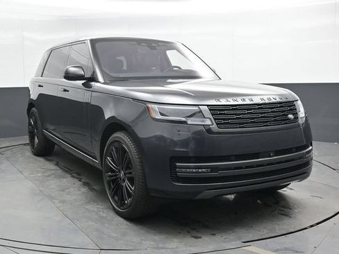 Used 2023 Land Rover Range Rover Long Wheelbase Autobiography AWD/4WD image 8