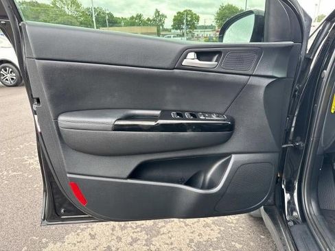 Used 2022 Kia Sportage EX image 42