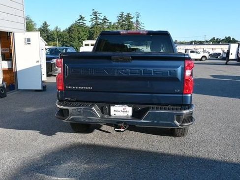 Used 2021 Chevrolet Silverado 1500 LT AWD/4WD image 3