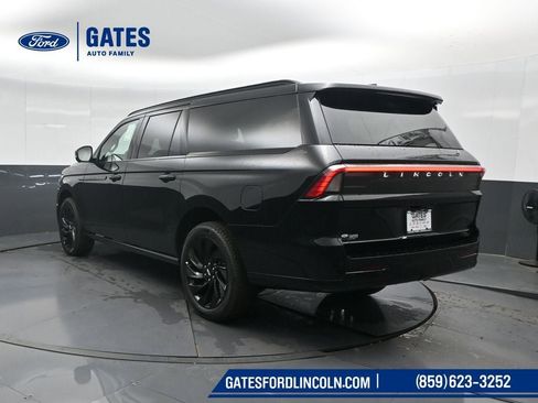 New 2026 Lincoln Navigator L Reserve w/ Jet Appearance Package image 8