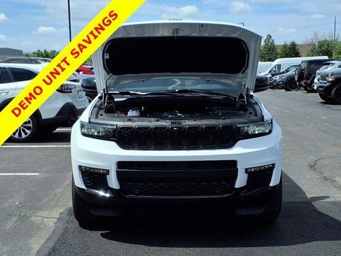 New 2025 Jeep Grand Cherokee L Limited w/ Luxury Tech Group II image 22