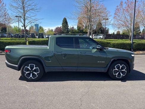 Used 2022 Rivian R1T Adventure image 8