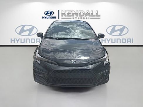 Used 2024 Toyota Corolla SE FWD image 2