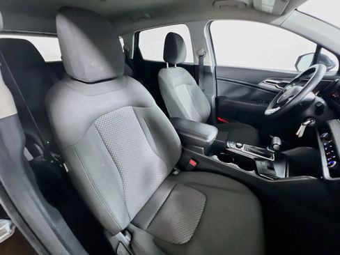 Used 2023 Kia Sportage LX FWD image 29