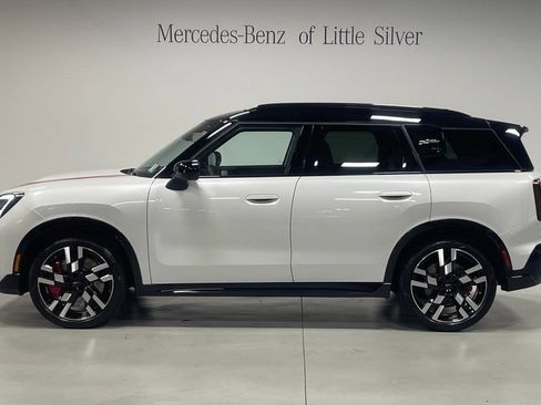 Used 2026 MINI Cooper Countryman John Cooper Works w/ Comfort Package Max AWD/4WD image 2