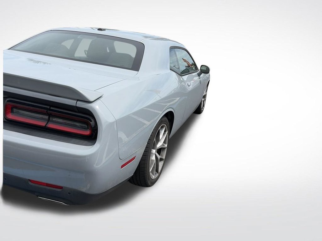 Used 2022 Dodge Challenger GT RWD image 11