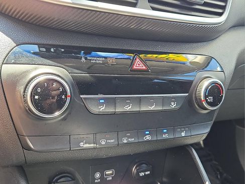 Used 2020 Hyundai Tucson Value FWD image 14