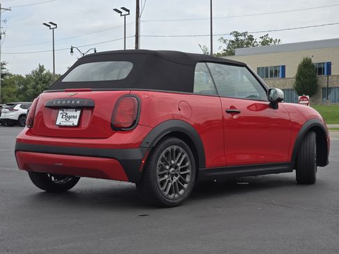 Used 2025 MINI Cooper S FWD image 7