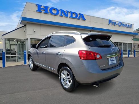 Used 2013 Nissan Rogue SV w/ Premium Pkg AWD/4WD image 6