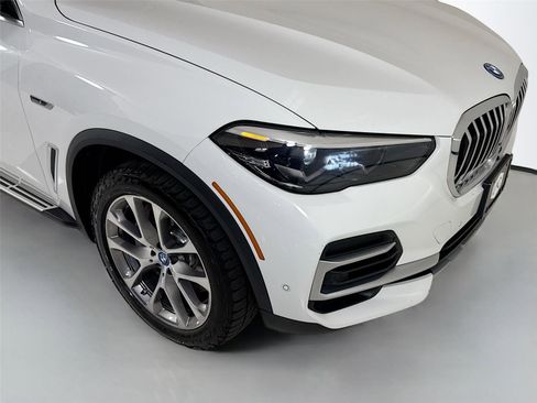 Used 2023 BMW X5 xDrive45e w/ Climate Comfort Package AWD/4WD image 35