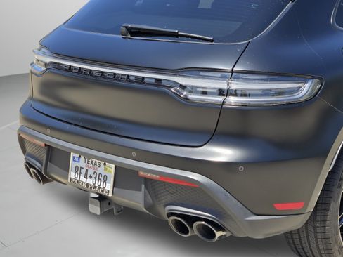 Used 2025 Porsche Macan S AWD/4WD image 40