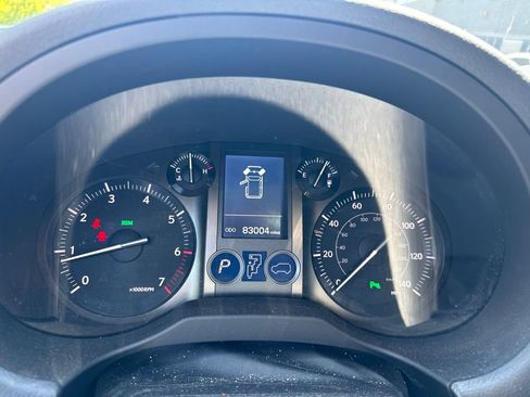Used 2016 Lexus GX 460 w/ Premium Package AWD/4WD image 16