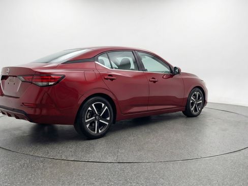 Used 2025 Nissan Sentra SV image 9