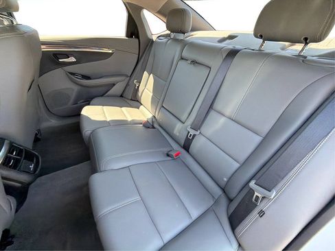 Used 2019 Chevrolet Impala LT w/ LT Leather Package FWD image 31