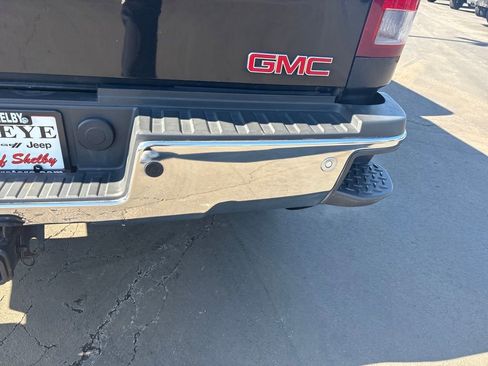 Used 2010 GMC Sierra 2500 SLE w/ SLE Preferred Package AWD/4WD image 12