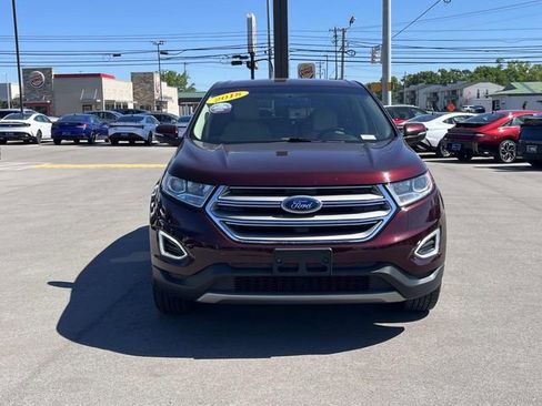 Used 2018 Ford Edge SEL w/ Equipment Group 201A AWD/4WD image 2