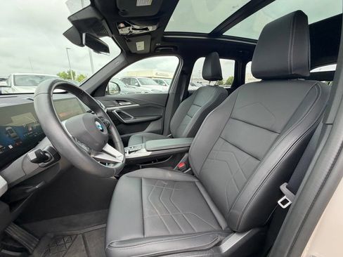 Certified 2026 BMW X1 xDrive28i w/ Convenience Package AWD/4WD image 9
