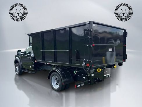 New 2026 Ford F550 4x4 Regular Cab Super Duty image 9