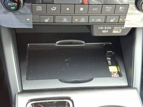 New 2026 Subaru Outback Limited AWD/4WD image 18