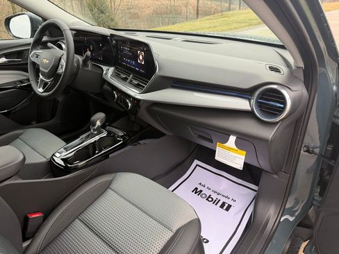 New 2026 Chevrolet Trax LT w/ Driver Confidence Package image 22