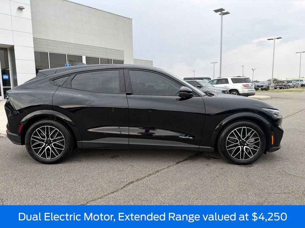 Used 2025 Ford Mustang Mach-E Premium AWD/4WD image 2