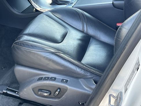 Used 2017 Volvo XC60 T6 Dynamic w/ Preferred Option Package image 10