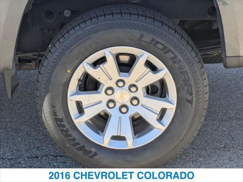 Used 2016 Chevrolet Colorado W/T image 11