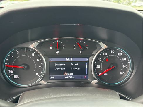 Certified 2023 Chevrolet Equinox RS w/ RS Leather Package AWD/4WD image 18