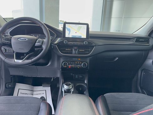 Certified 2022 Ford Escape SEL w/ SEL Stealth AWD Package image 31