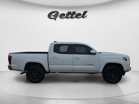 Used 2023 Toyota Tacoma SR5 RWD image 4