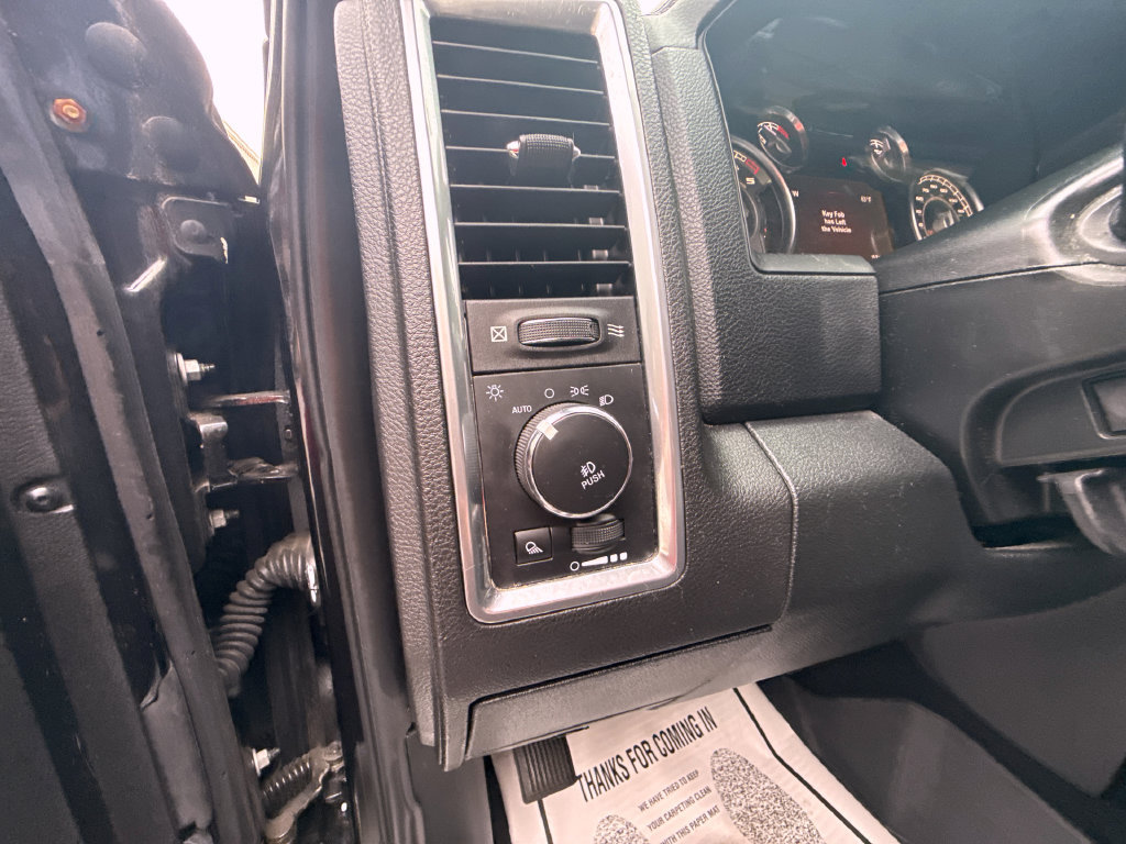 Used 2018 RAM 1500 Limited AWD/4WD image 21