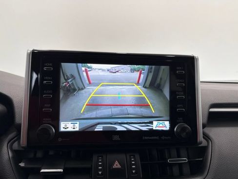 Used 2021 Toyota RAV4 XLE Premium AWD/4WD image 33