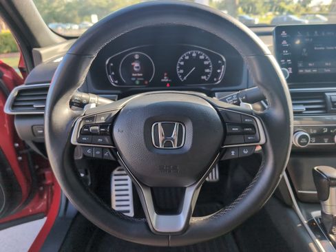 Used 2018 Honda Accord Sport image 18