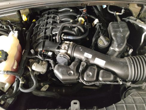 Used 2022 Jeep Grand Cherokee Limited image 30