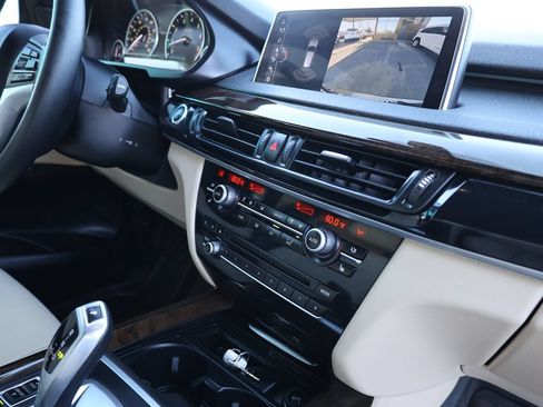 Used 2017 BMW X5 xDrive35i AWD/4WD image 23