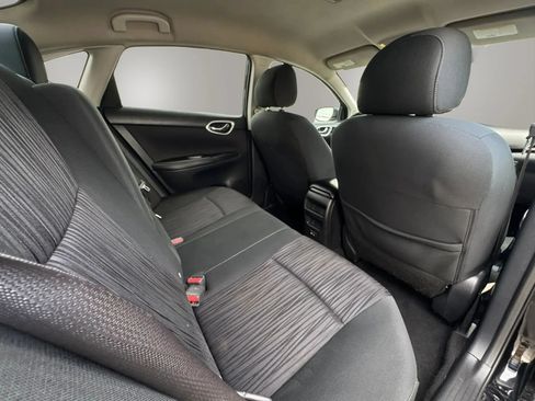 Used 2019 Nissan Sentra SV FWD image 13