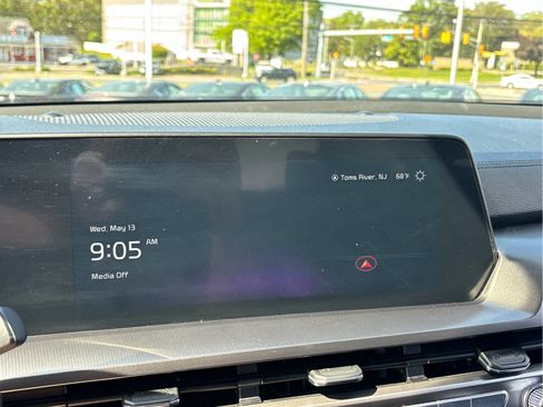 Used 2024 Kia Telluride S w/ S Sunroof Package AWD/4WD image 11