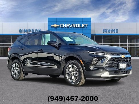 Used 2025 Chevrolet Blazer LT w/ Convenience Package image 1