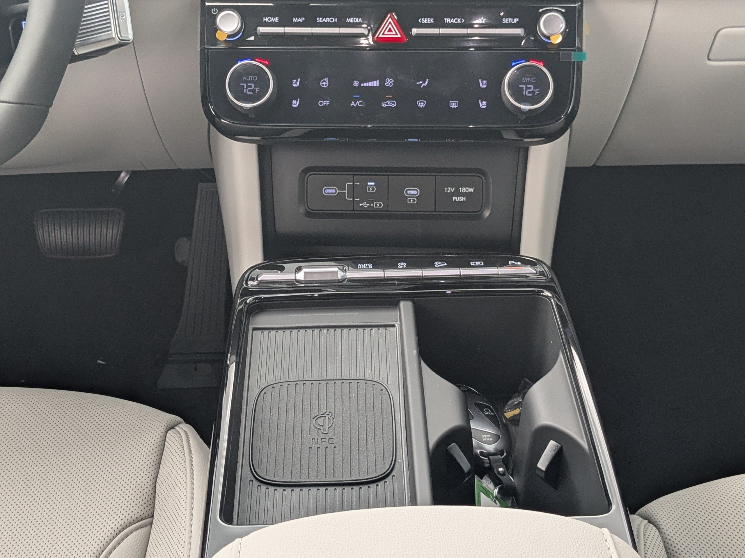 New 2026 Hyundai Tucson Limited FWD image 22