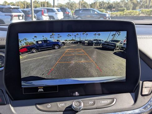 Used 2025 Chevrolet Blazer LT image 22