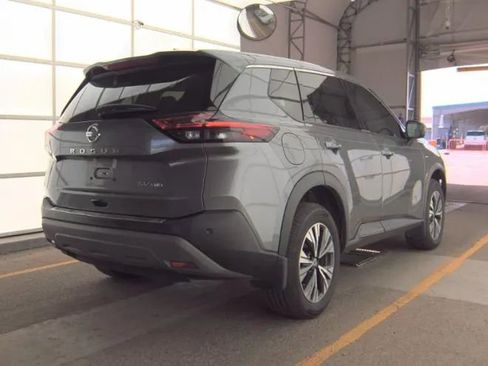 Used 2021 Nissan Rogue SV AWD/4WD image 4