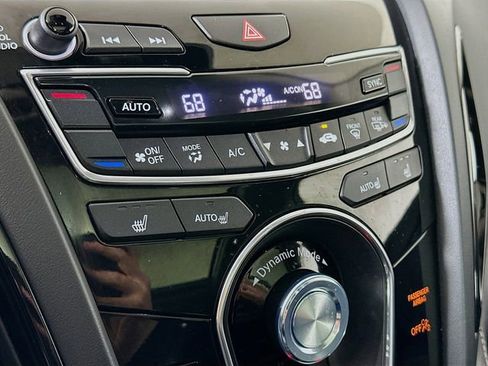 Used 2024 Acura RDX SH-AWD w/ Technology Package image 21