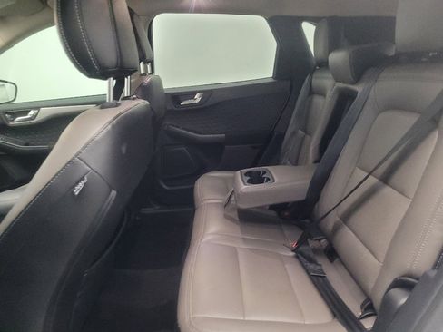 Used 2020 Ford Escape SE FWD image 18